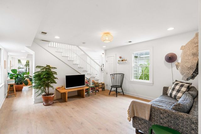 19 Gordon Street, Charleston, SC 29403