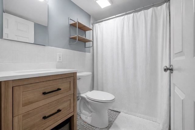 84 Myrtle St 1, Boston, MA 02114