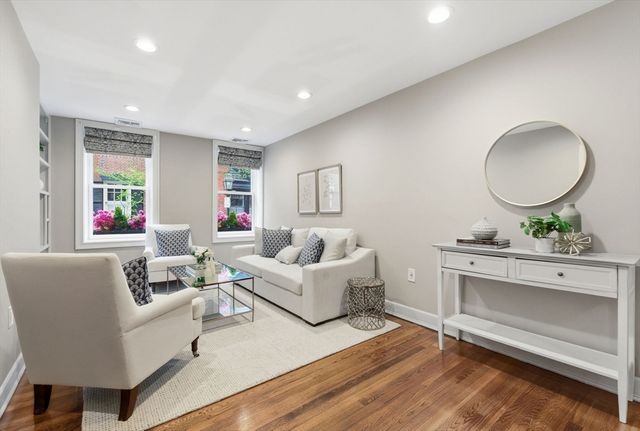 84 Myrtle St 1, Boston, MA 02114