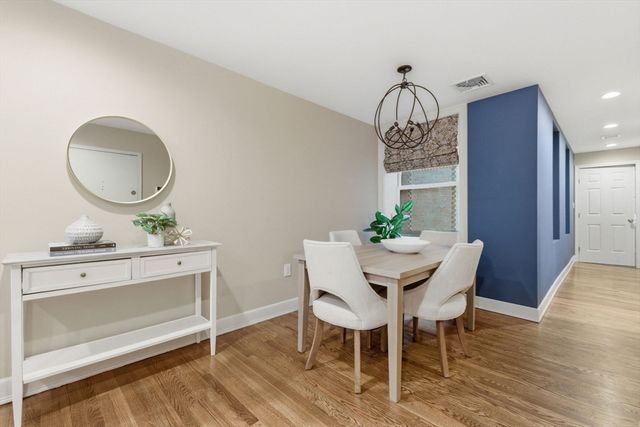 84 Myrtle St 1, Boston, MA 02114