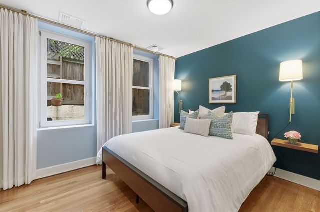 84 Myrtle St 1, Boston, MA 02114