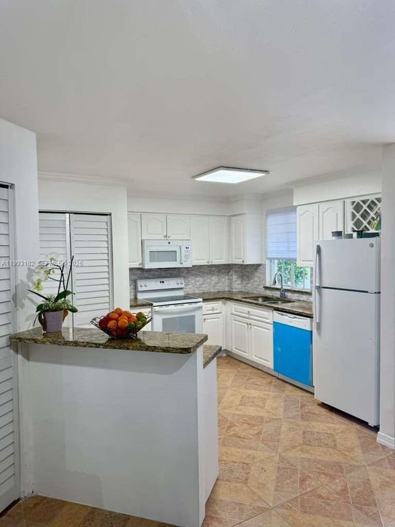 Image 3 of property listing at Address unavailable.