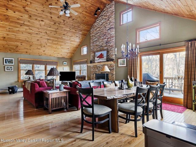 83 Lawrence Road, Jewett, NY 12444