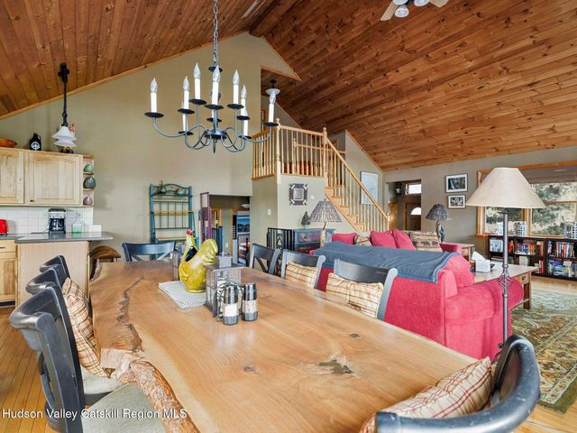 83 Lawrence Road, Jewett, NY 12444