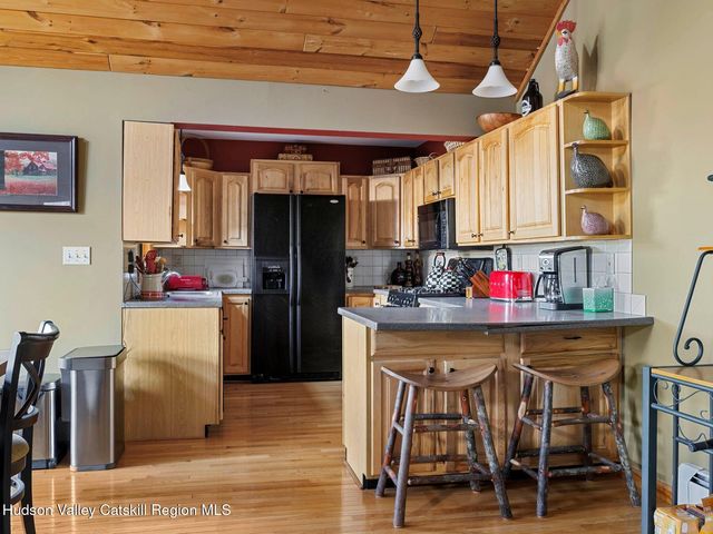 83 Lawrence Road, Jewett, NY 12444