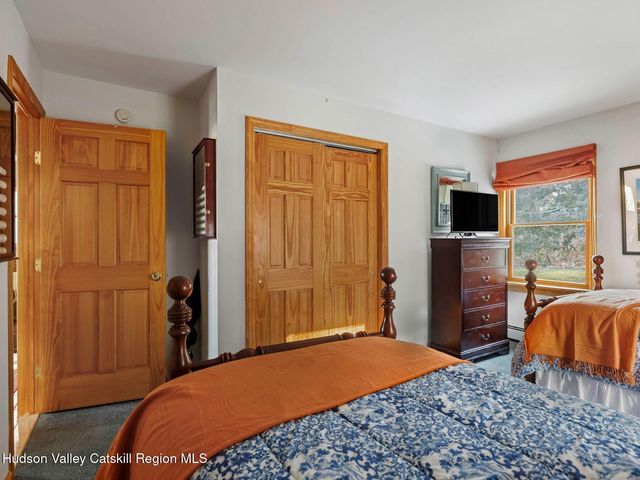 83 Lawrence Road, Jewett, NY 12444