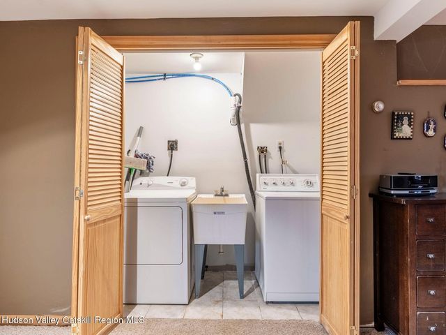 83 Lawrence Road, Jewett, NY 12444