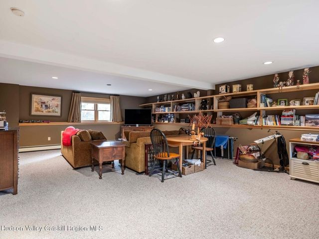 83 Lawrence Road, Jewett, NY 12444