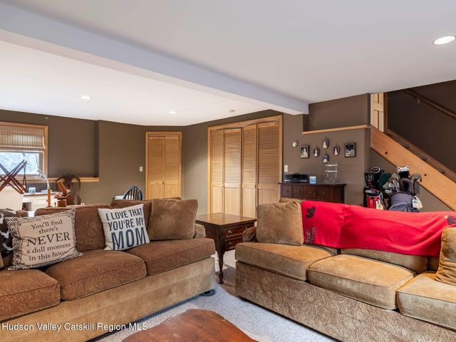 83 Lawrence Road, Jewett, NY 12444