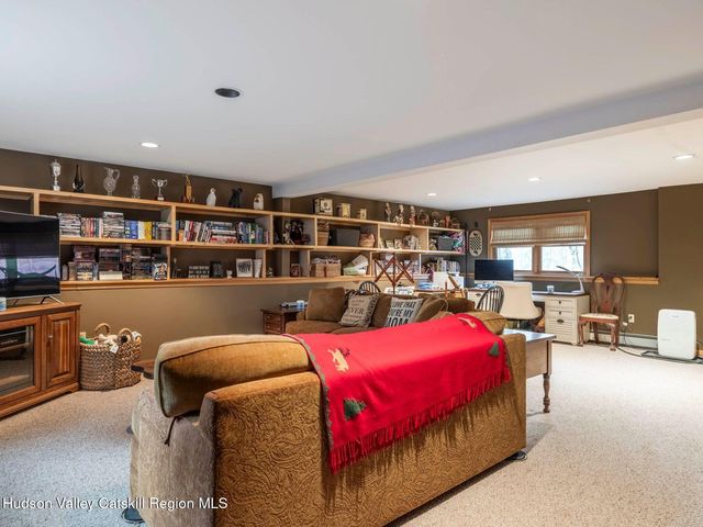 83 Lawrence Road, Jewett, NY 12444