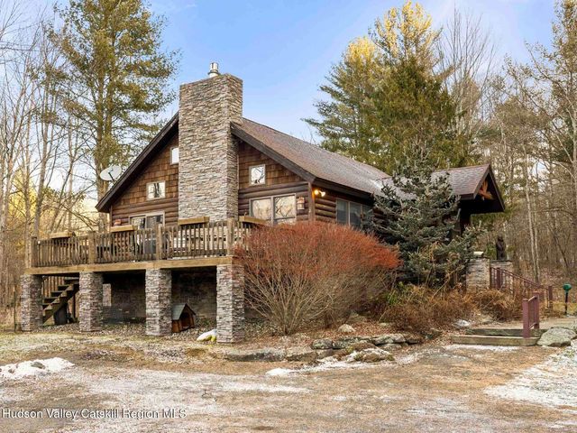 83 Lawrence Road, Jewett, NY 12444