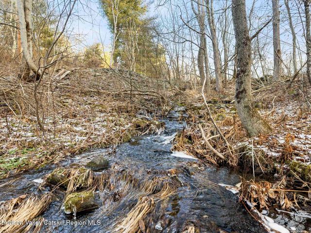 83 Lawrence Road, Jewett, NY 12444