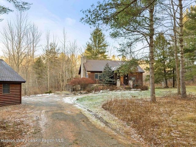 83 Lawrence Road, Jewett, NY 12444