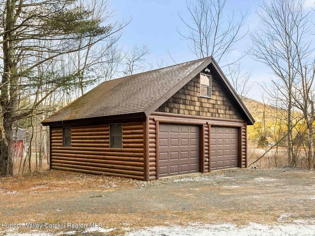 83 Lawrence Road, Jewett, NY 12444