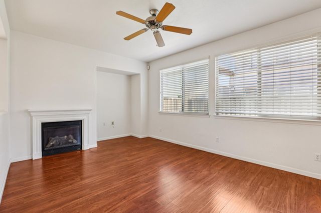 16796 English Country Trl, Lathrop, CA 95330