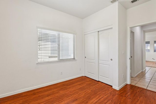 16796 English Country Trl, Lathrop, CA 95330