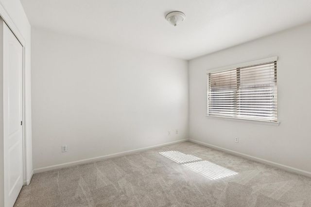 16796 English Country Trl, Lathrop, CA 95330