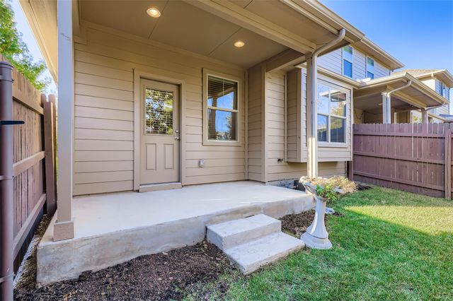 2880 Donnell DR 803, Round Rock, TX 78664