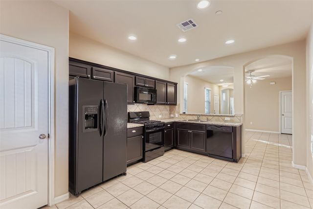 2880 Donnell DR 803, Round Rock, TX 78664