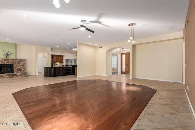 9537 W ELECTRA Lane, Peoria, AZ 85383