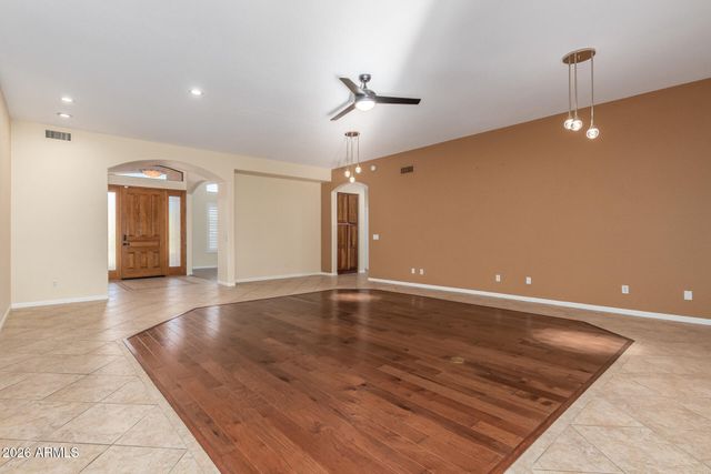 9537 W ELECTRA Lane, Peoria, AZ 85383