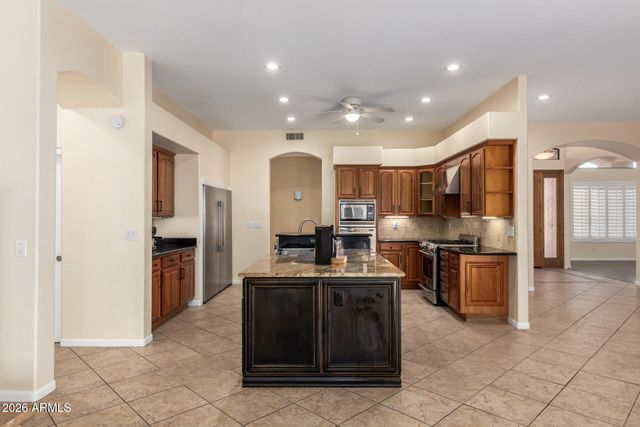 9537 W ELECTRA Lane, Peoria, AZ 85383