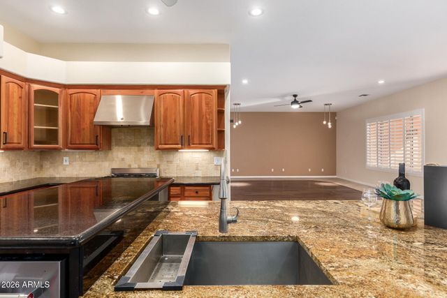 9537 W ELECTRA Lane, Peoria, AZ 85383