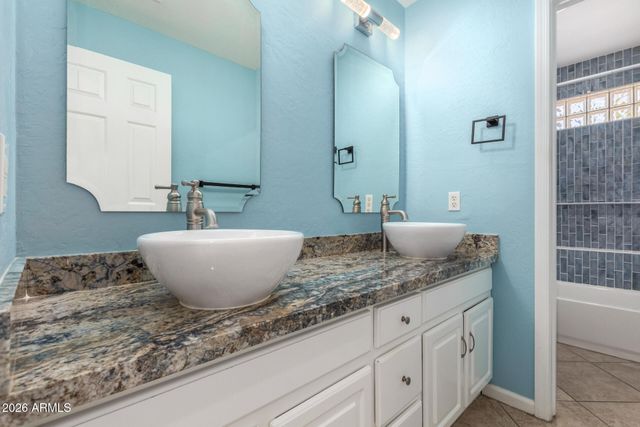 9537 W ELECTRA Lane, Peoria, AZ 85383