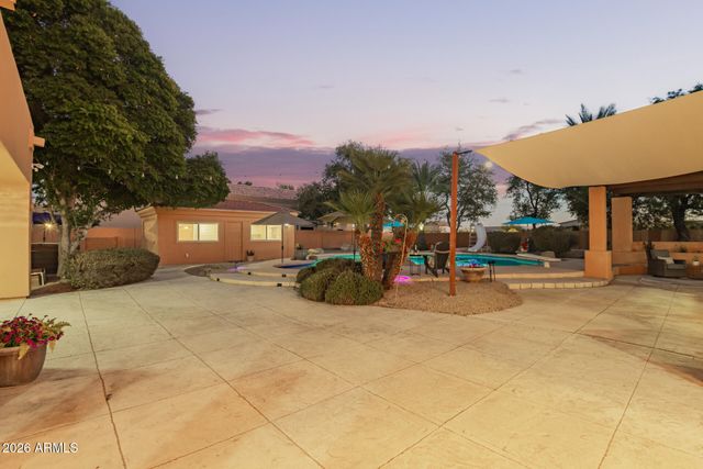 9537 W ELECTRA Lane, Peoria, AZ 85383