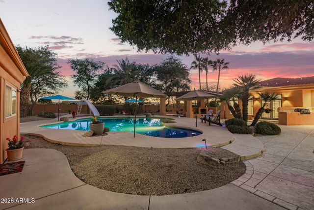 9537 W ELECTRA Lane, Peoria, AZ 85383