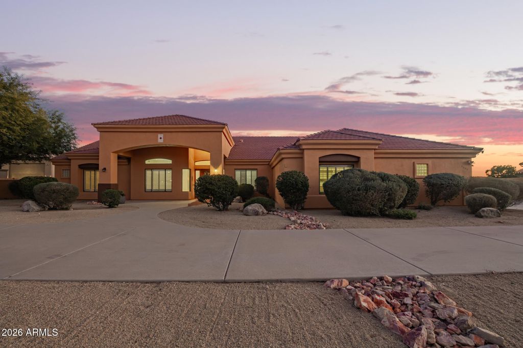 9537 W ELECTRA Lane, Peoria, AZ 85383