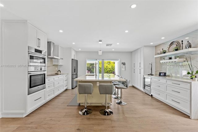 7425 SW 139th Ter, Palmetto Bay, FL 33158