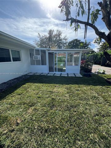 7425 SW 139th Ter, Palmetto Bay, FL 33158