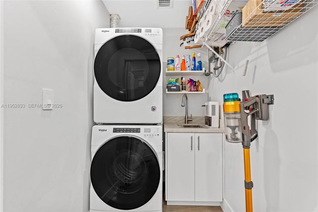 7425 SW 139th Ter, Palmetto Bay, FL 33158