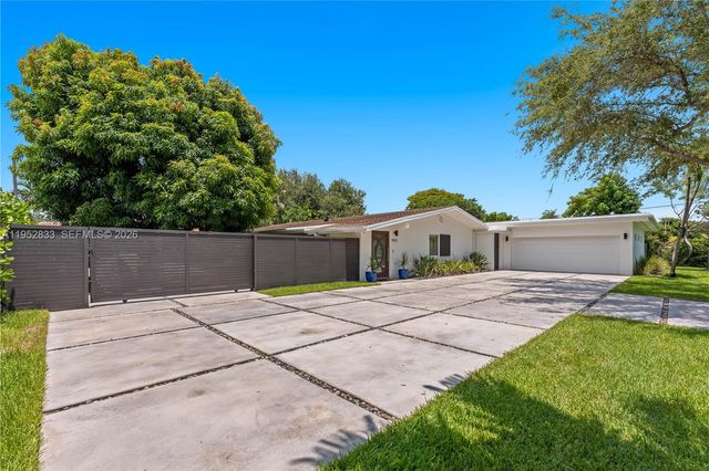 7425 SW 139th Ter, Palmetto Bay, FL 33158