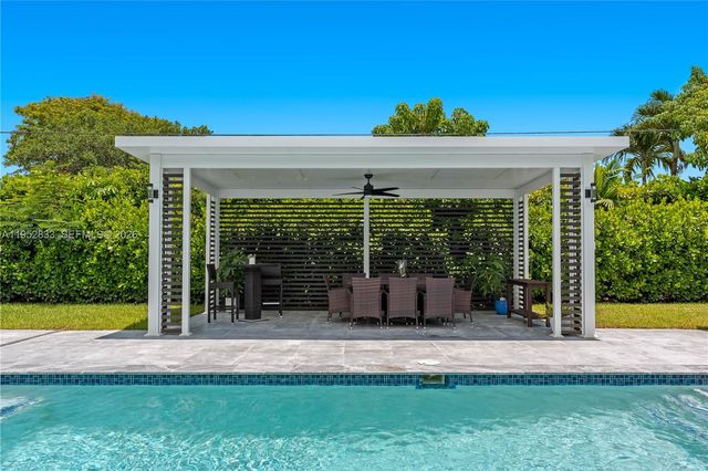 7425 SW 139th Ter, Palmetto Bay, FL 33158