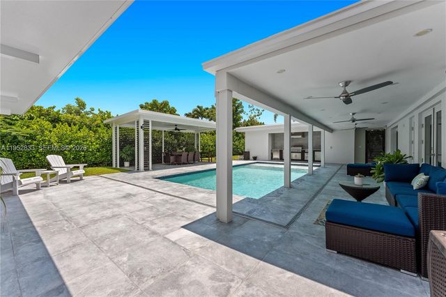 7425 SW 139th Ter, Palmetto Bay, FL 33158