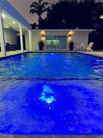 7425 SW 139th Ter, Palmetto Bay, FL 33158