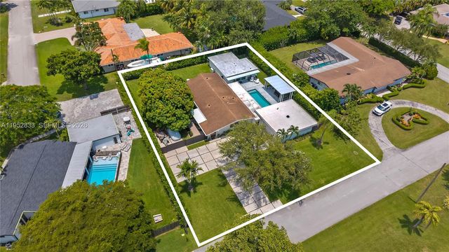 7425 SW 139th Ter, Palmetto Bay, FL 33158