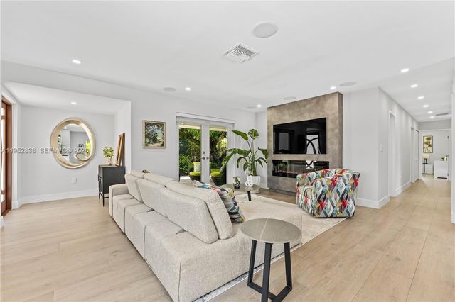 7425 SW 139th Ter, Palmetto Bay, FL 33158