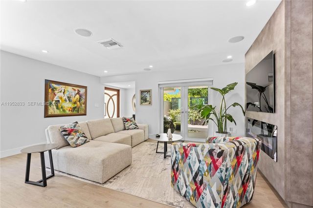 7425 SW 139th Ter, Palmetto Bay, FL 33158