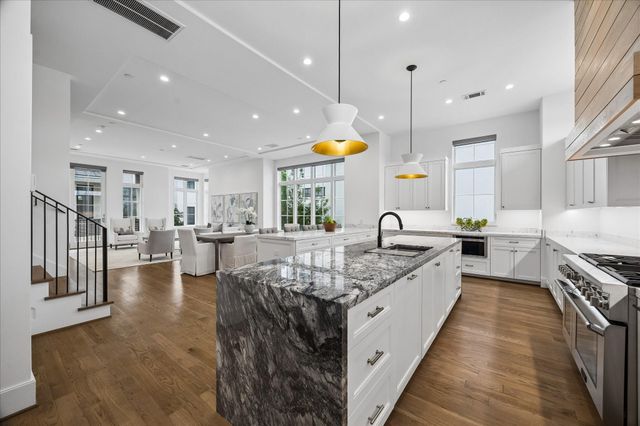 2326 Bissonnet Street, Houston, TX 77005