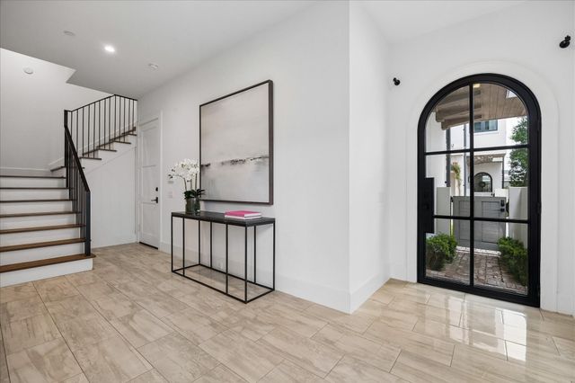 2326 Bissonnet Street, Houston, TX 77005