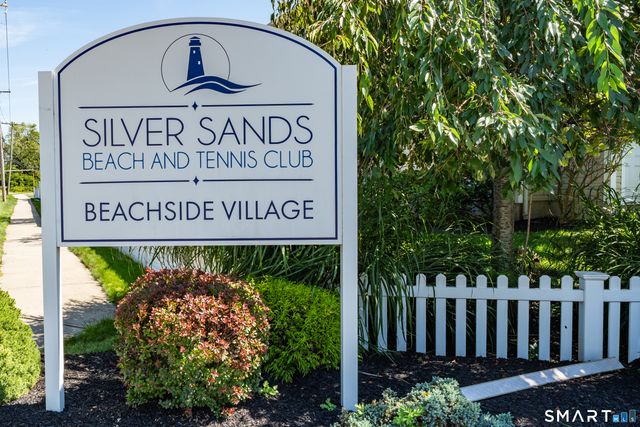 9 Beachside Avenue 9, East Haven, CT 06512