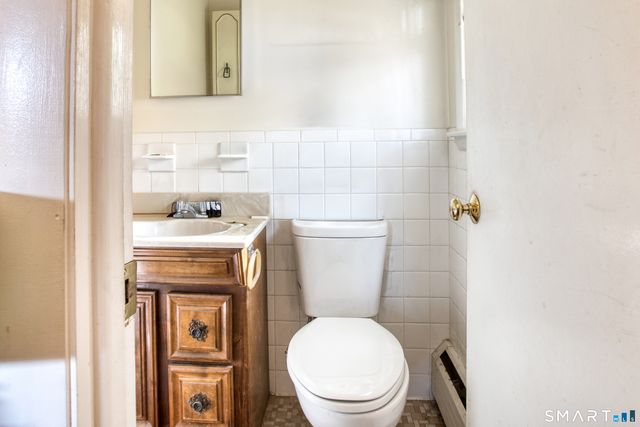 123 Andover Road, East Hartford, CT 06108