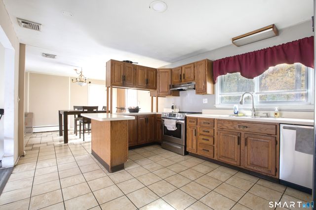 123 Andover Road, East Hartford, CT 06108