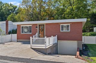 1524 Roosevelt Avenue, South Park, PA 15129