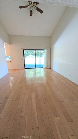 28859 Michelle Drive, Agoura Hills, CA 91301