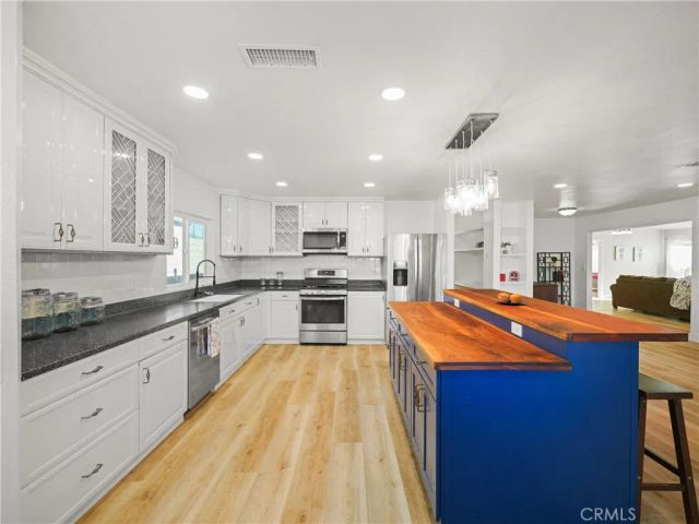 11757 Serra, Chino, CA 91710