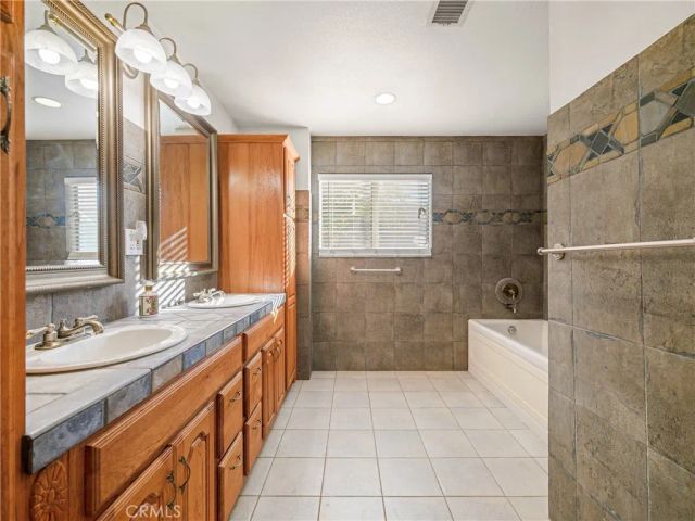 11757 Serra, Chino, CA 91710